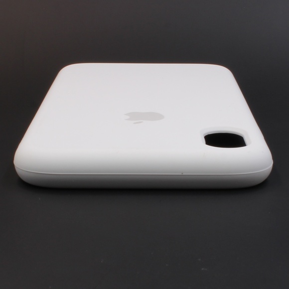 Apple Brand OEM iPhone XR Silicone Case White NEW - Picture 4 of 7